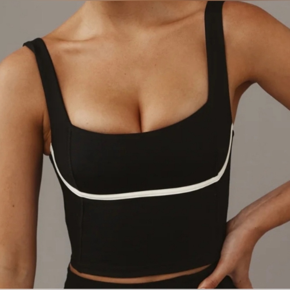 SOLD Monday Body Zion Tank Top Black Ivory Piping Medium Cropped Yoga Workout - Picture 2 of 13